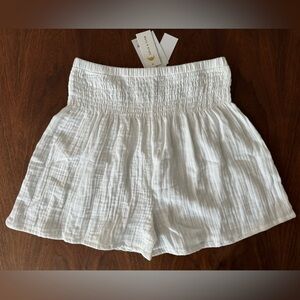 Lotus and Luna Short